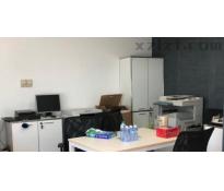北京中国国际科技会展中心写字楼中等装修81㎡